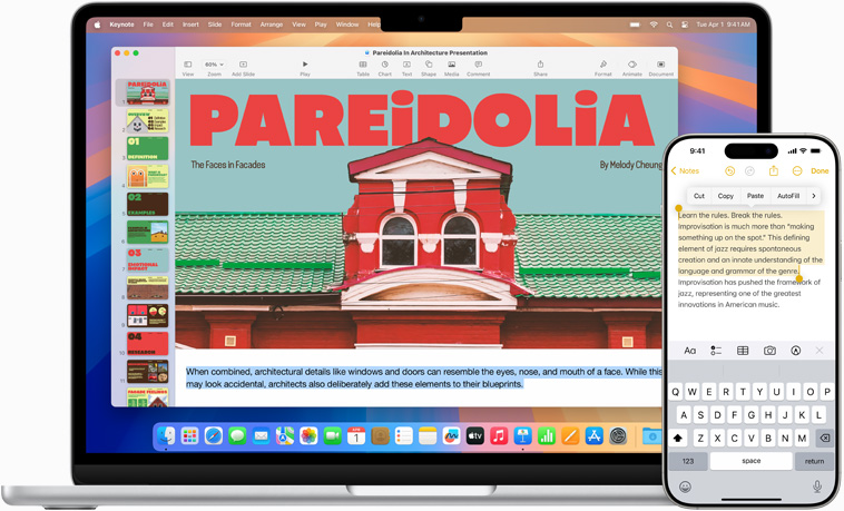 Демонстрация на iPhone Mirroring приложението, с показан екран на iPhone на дисплея на MacBook Air