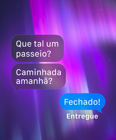 Imagem da aurora boreal como fundo de um bate-papo em grupo no Mensagens.