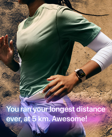 Workout Buddy sends message to a runner tracking workout with Apple Watch SE 3