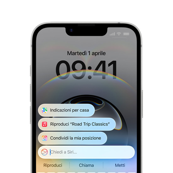 Un iPhone 16e con un messaggio di Siri che appare sul display e mostra le istruzioni per programmare l’invio di un messaggio.