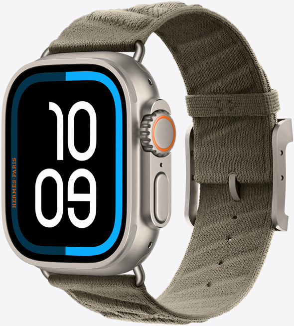 Apple Watch Hermès Ultra 3, titanboett, naturlig finish, En Mer-armband, färgen Gris Titane