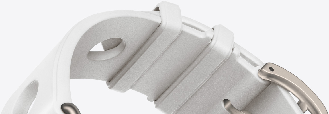 Apple Watch Hermès Scub'H Diving band, blanc color, natural titanium hardware and buckle